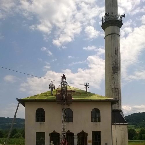 Radovi na krovnoj konstrukciji vjerskog objekta-džamije